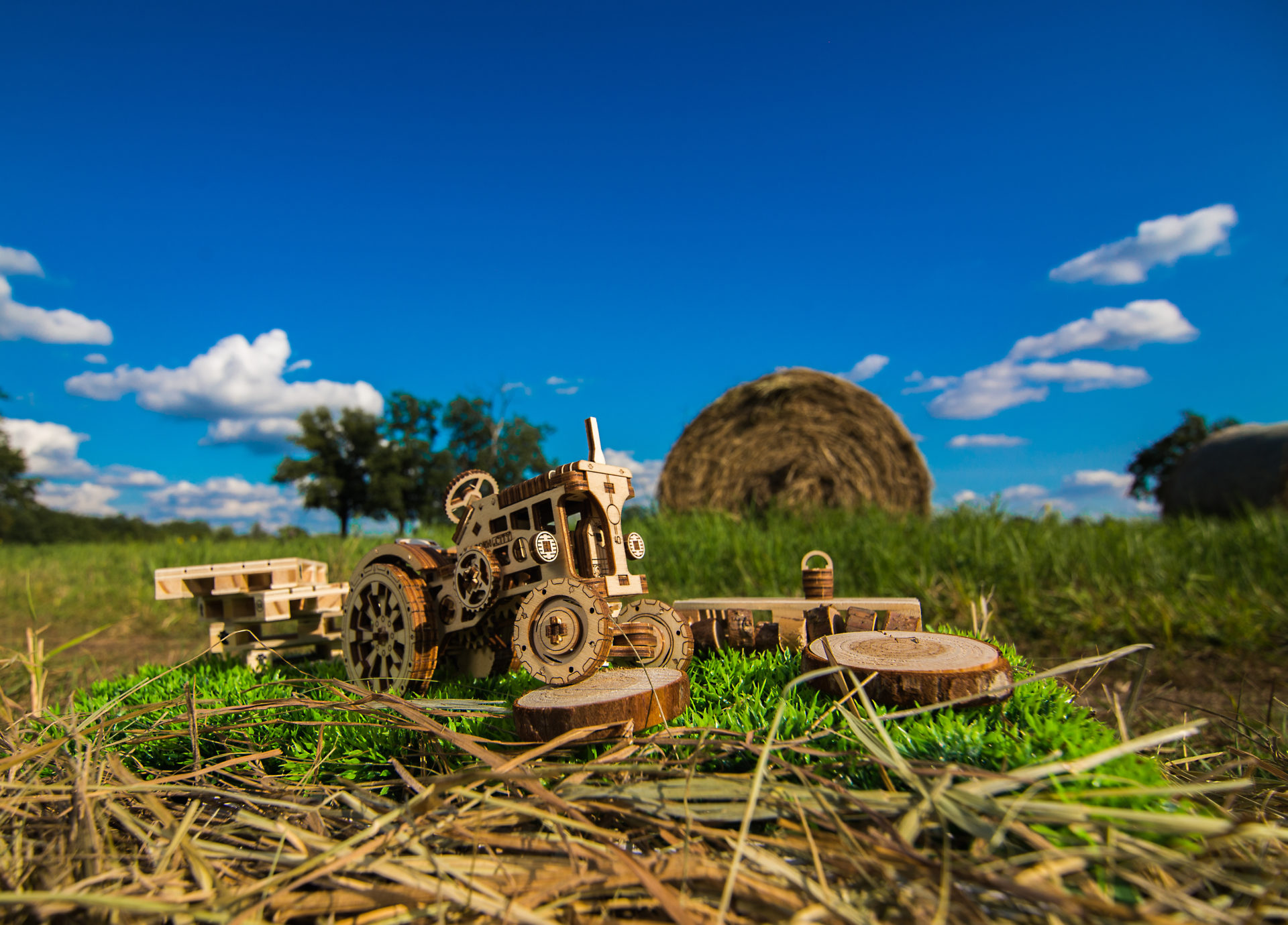 Traktor – woodencity